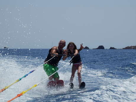 Slide Water Camp - Tour di sci nautico e wakeboard