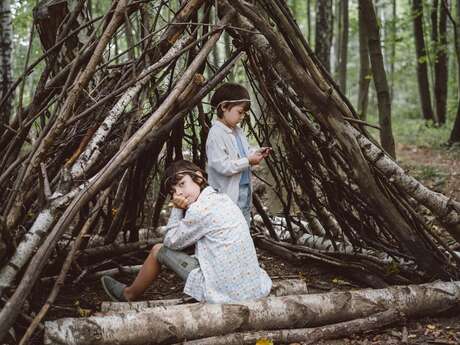 Balade et construction d'une cabane