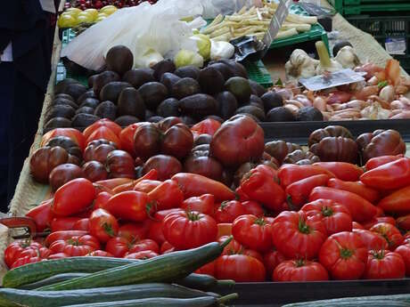 Marché de Caderousse