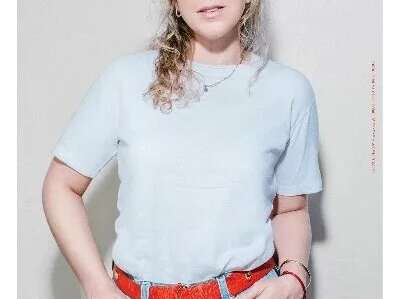 Julie Conti dans "Nuances"
