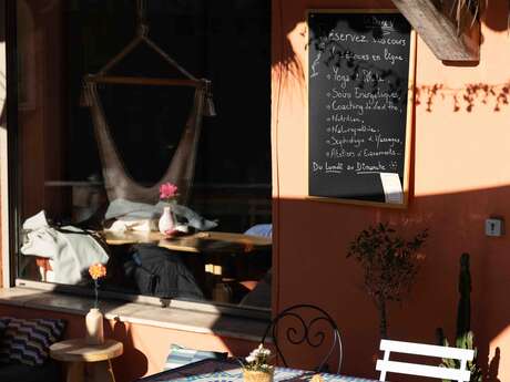 La Douce Vie Social Club