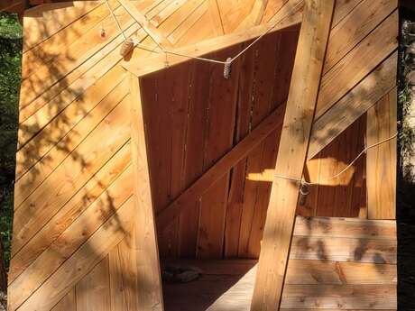 Cabanes du sentier au fil de l'eau