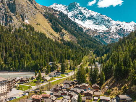 Fionnay Climbing Wall