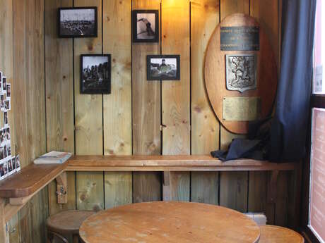 ALCAZAR CAFE