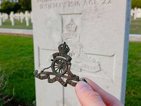 Sur les traces de la Grande Guerre - Cimetières militaires britannique et français Sur les traces de la Grande Guerre - Cimetières militaires britannique et français