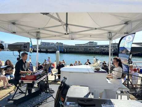 Pianos on the docks