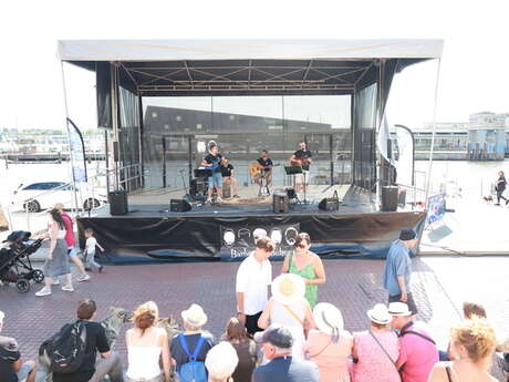 Quai en fête