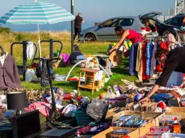 Braderie au Calvaire des marins