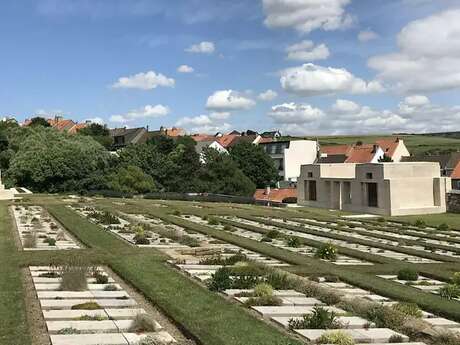 JEP 26 : Conférence : Le parcours des infirmières du carré militaire du cimetière de Wimereux
