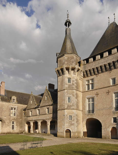"Terre à vendre toute meublée" visite théâtralisée au château de Talcy