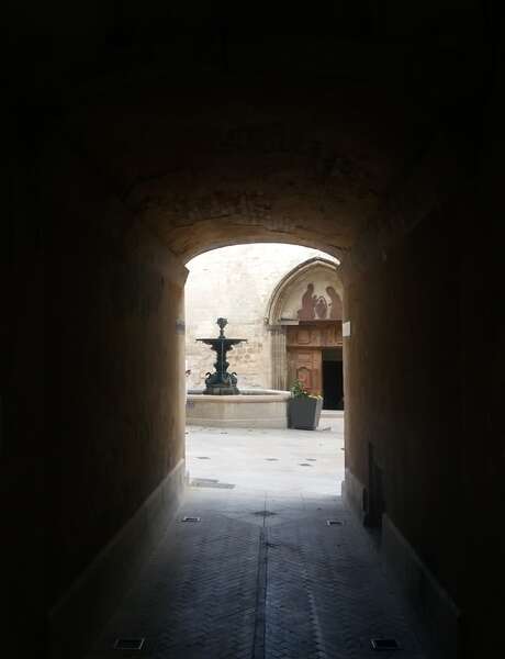 Visite guidée " Manosque au fil du temps, ses richesses historiques et patrimoniales " Visite guidée " Manosque au fil du temps, ses richesses historiques et patrimoniales "