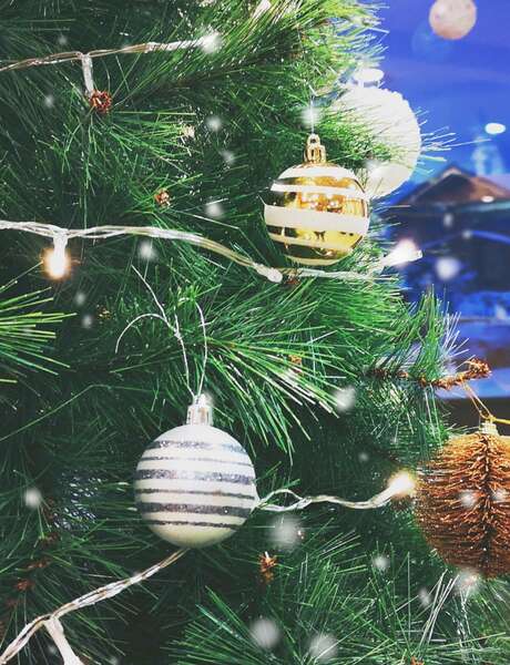 Arrivée du père noël et parade de Noël Arrivée du père noël et parade de Noël