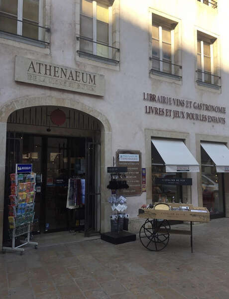 Vignobles en scène : rendez-vous « Vins et Théâtre » à l'Athenaeum de la Vigne & du Vin à Beaune