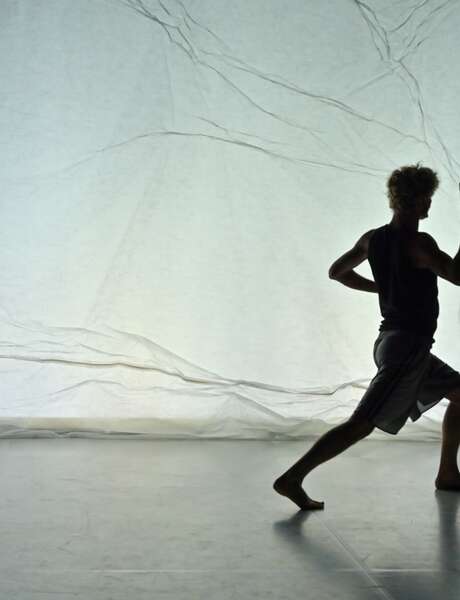 Danse "Relief" par la compagnie En Lacets