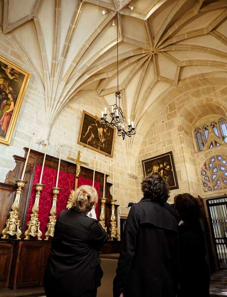 Visite guidée de la cathédrale Saint-Lazare et de son trésor Visite guidée de la cathédrale Saint-Lazare et de son trésor