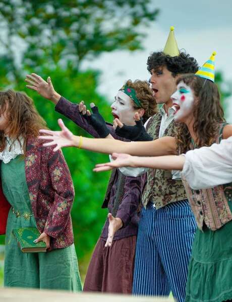 Theatrical readings Theatrical readings