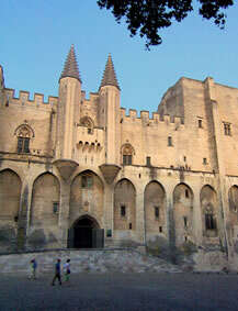 Avignon au temps des papes