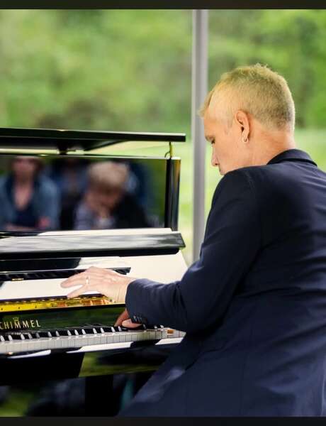 Piano Concert in the Great Outdoors - L'Oreille du Lynx