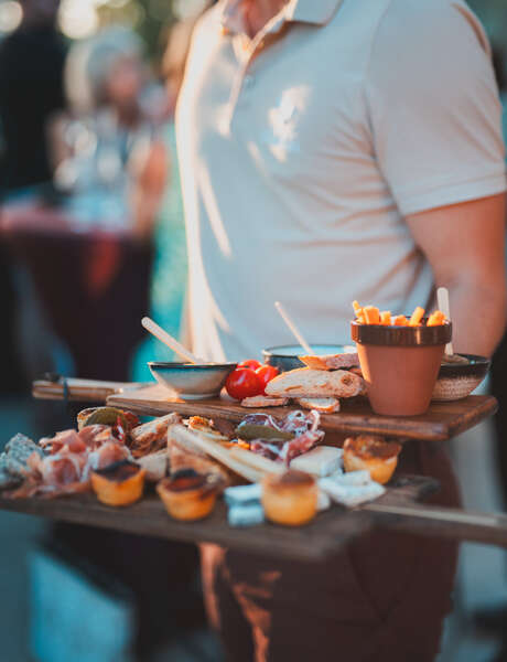 TAPAS & CINÉ AU JARDIN