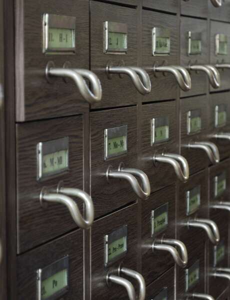 Visites exceptionnelles des magasins de conservation des archives