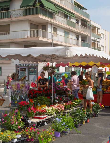 Marché fruits et légumes de Golfe-Juan