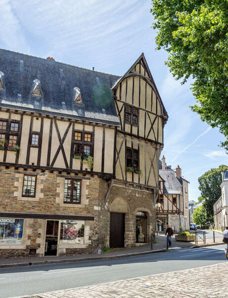 Visite guidée du quartier de la Doutre