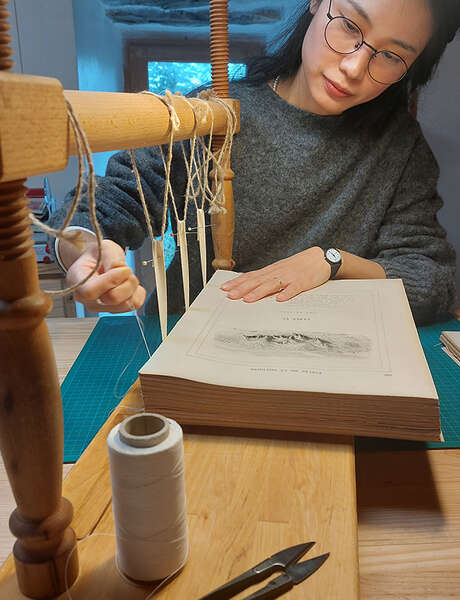 Ateliers reliure traditionnelle au cousoir
