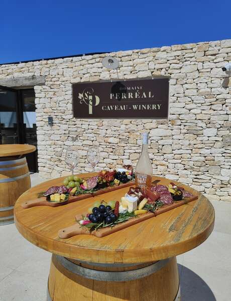 L'apéritif au caveau - Domaine Perréal