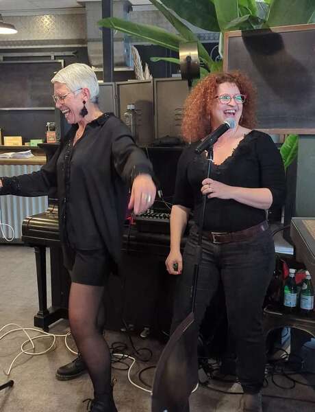 Marie et Delphine