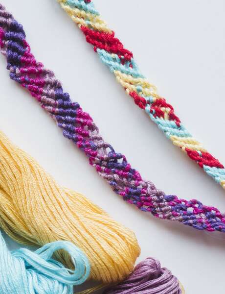 Atelier créatif - Scoubidou et bracelet brésilien