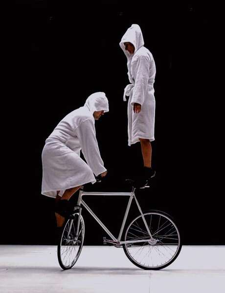 Show: "Lying as Little as Possible" (FR)