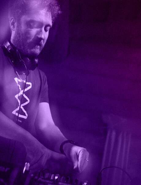 DJ Roux Libre | OFF THE PISTES