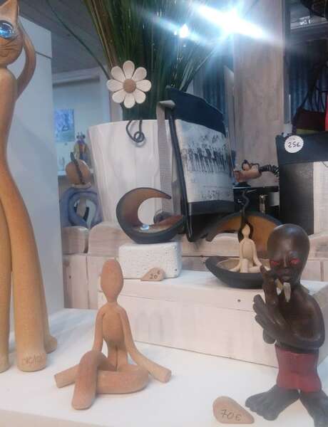 Visit and demonstration of the Chat Man workshop