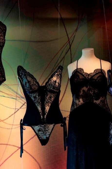 Visite flash : L'évolution de la lingerie de 1895 à nos jours Visite flash : L'évolution de la lingerie de 1895 à nos jours
