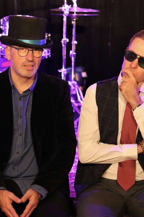 Concert pop : Groovin Colors Duo