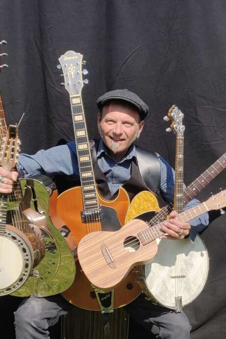 Spectacle-Conférence «Tout un monde de guitares»