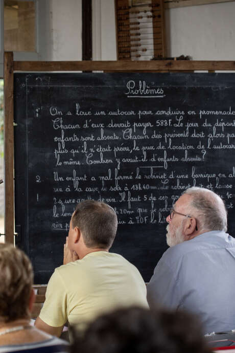 Dictée à la plume