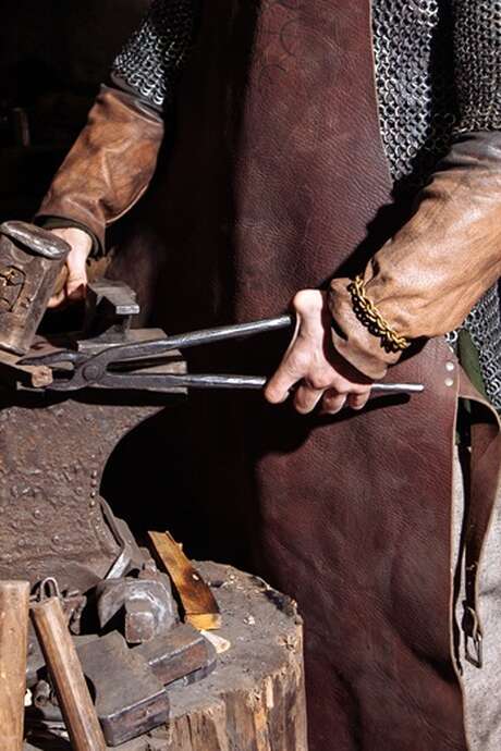 Atelier démonstration de ferronnerie d'art-Châteaux en fête