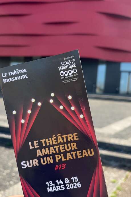 Le théâtre amateur sur un plateau