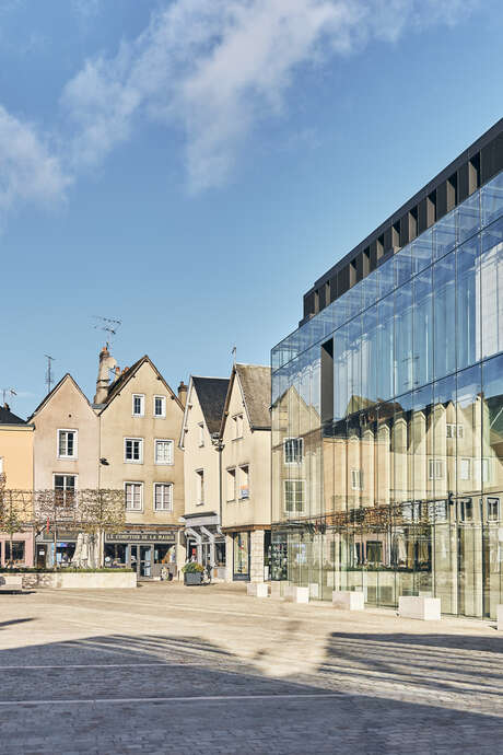 Visite guidée des trois places de Chartres