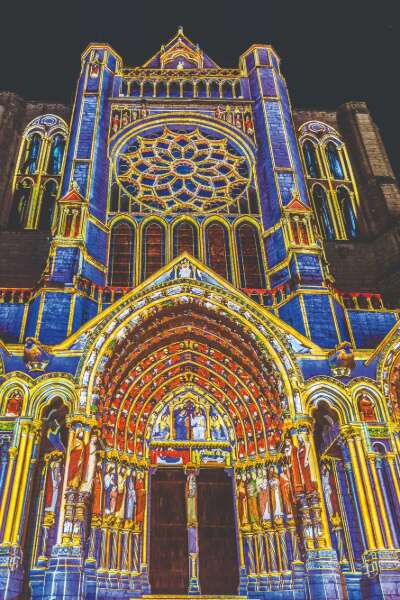 Visite guidée : Chartres en lumières - Fernanda Vieira guide