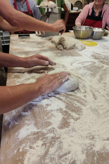 Façonner et cuire du pain au levain