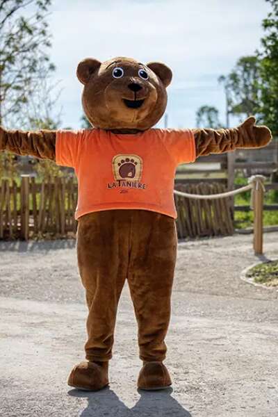 Ateliers enfants : surprises gourmandes pour les pensionnaires ou création d'un masque pour le carnaval