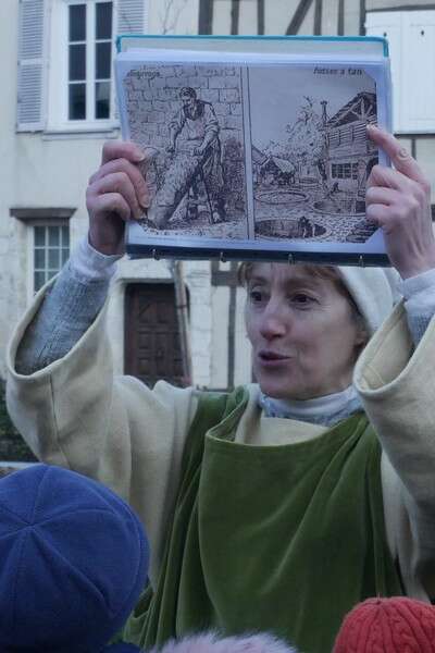 Visite guidée pour enfants : Raconte - moi l'histoire de Chartres : Fernanda Vieira guide