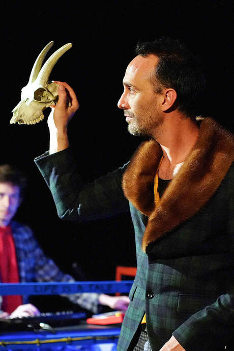 Théâtre : S.H.A.K.E.S.P.E.A.R.E