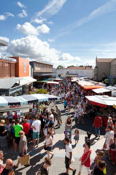 MARCHÉ - LA TRANCHE-SUR-MER MARCHÉ - LA TRANCHE-SUR-MER