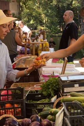 Marché à Saint-Privat