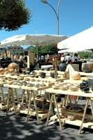 Marché aux Potiers de Saint-Céré Marché aux Potiers de Saint-Céré