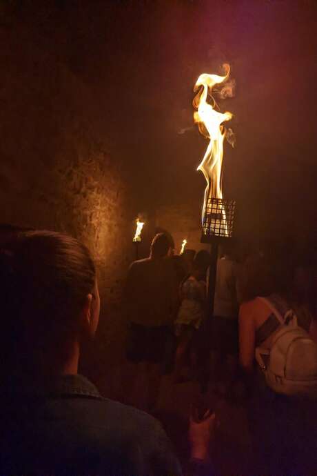 VISITE AUX FLAMBEAUX " NUITS ROMANTIQUES DES PLUS BEAUX VILLAGES DE FRANCE"