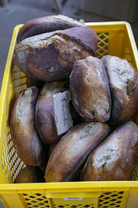 Cuisson et vente de pain au Moulin Cuisson et vente de pain au Moulin